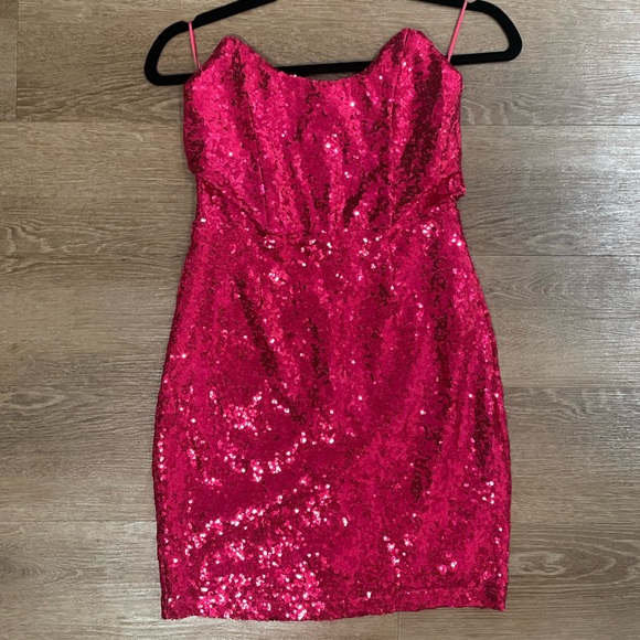 SUPERDOWN Stevie Sweetheart Mini Dress in Pink Sequin Small - Picture 5 of 8